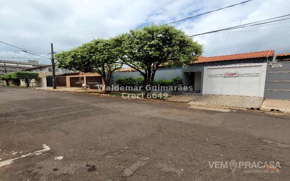 Casa Térrea à venda no São Francisco, Campo Grande – foto 1