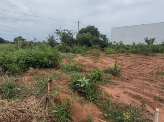 Terreno à venda no Centro, Ribas do Rio Pardo