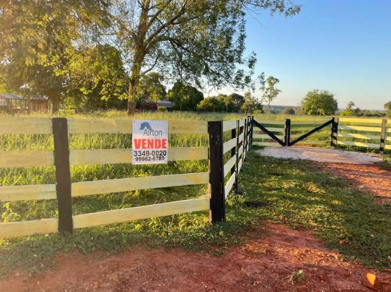 Chácara à venda no Zona Rural, Guia Lopes da Laguna