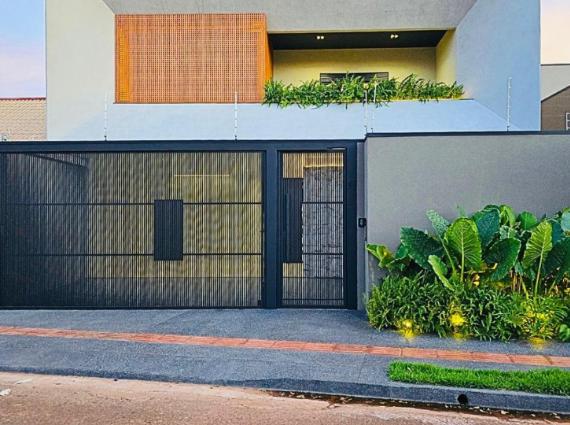 Sobrado à venda no Jardim Mansur, Campo Grande