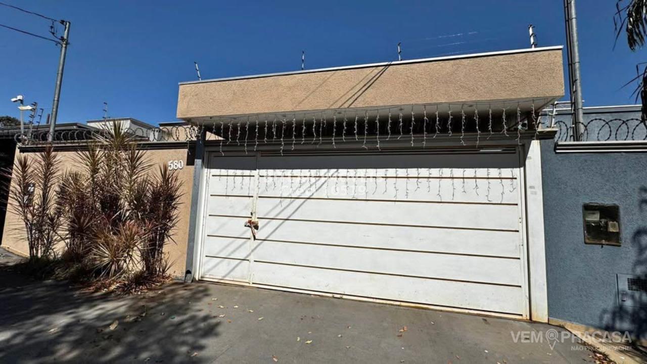 Casa Térrea à venda no Rita Vieira, Campo Grande – foto 1