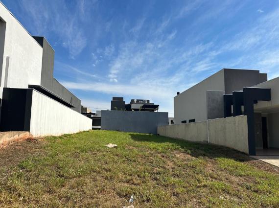 Terreno à venda no Residencial Shalom, Campo Grande