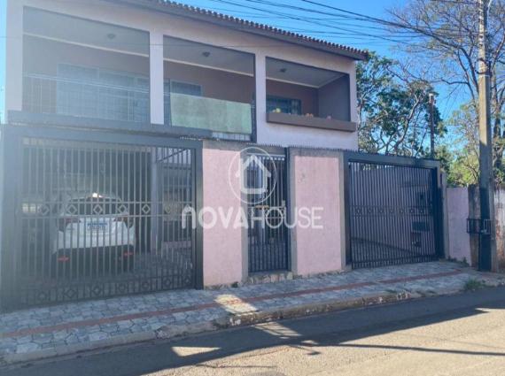 Sobrado à venda no Monte Carlo, Campo Grande