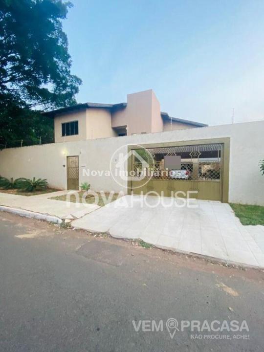 Sobrado à venda no Carandá Bosque, Campo Grande – foto 1