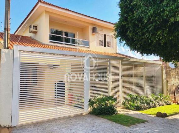 Sobrado à venda no Jardim Autonomista, Campo Grande