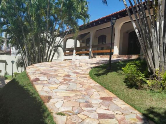 Casa Térrea à venda no Jardim dos Estados, Campo Grande