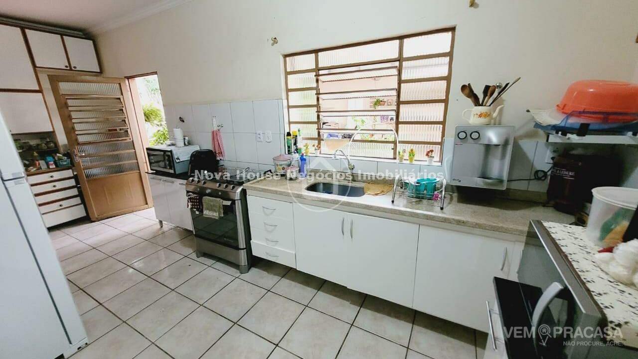 Sobrado à venda no Amambaí, Campo Grande – foto 19