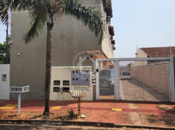 Sobrado à venda no Pioneiros, Campo Grande