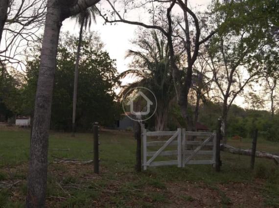 Chácara à venda no Zona Rural, Terenos