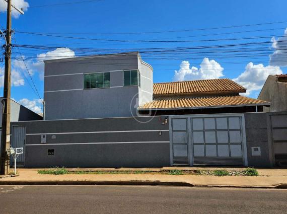 Sobrado à venda no Residencial Oliveira III, Campo Grande