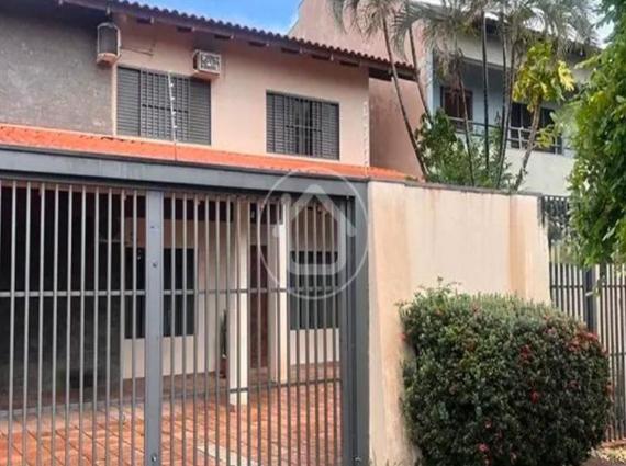 Sobrado à venda no Santa Fé, Campo Grande