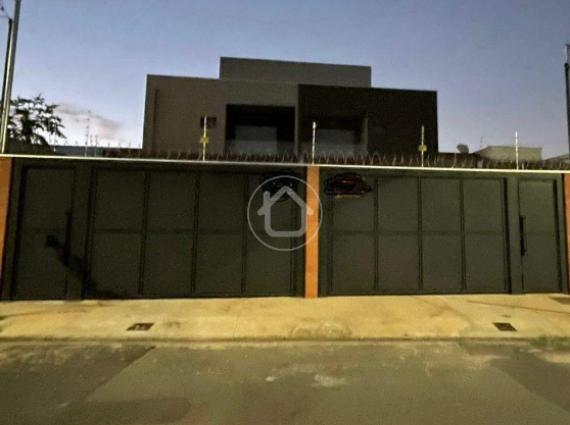 Sobrado à venda na Vila Adelina, Campo Grande
