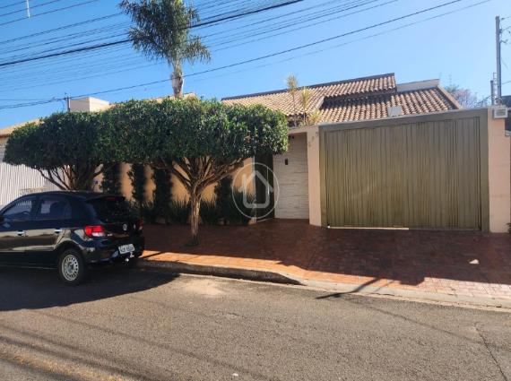 Casa Térrea à venda na Vila Margarida, Campo Grande