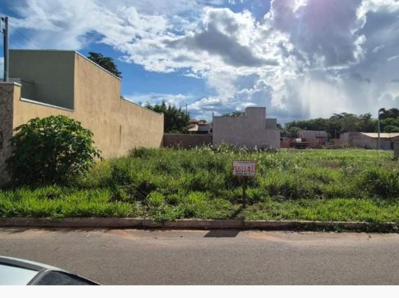 Terreno à venda no Centro, Bonito