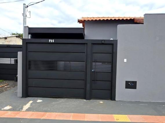 Casa Térrea à venda na Vila Palmira, Campo Grande