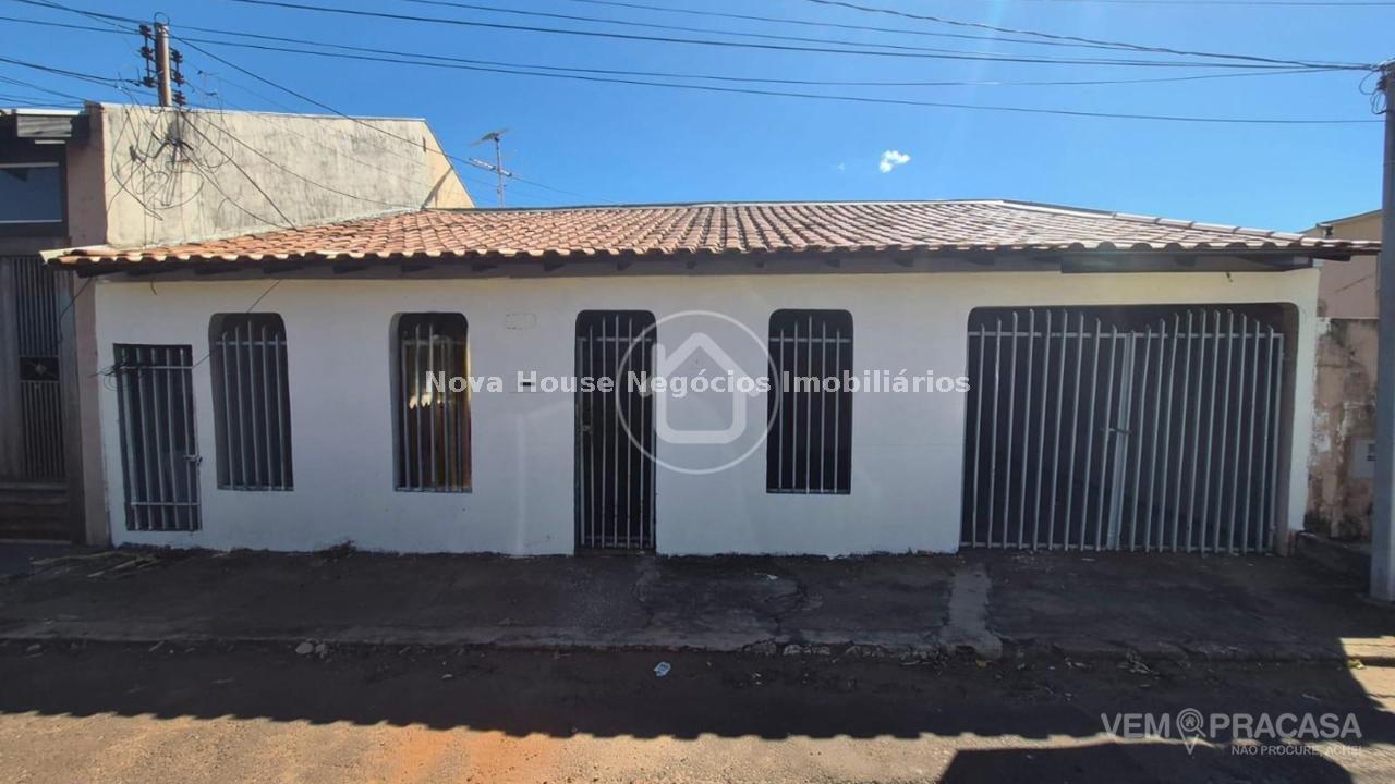Casa Térrea à venda no Conjunto Residencial Estrela do Sul, Campo Grande – foto 1