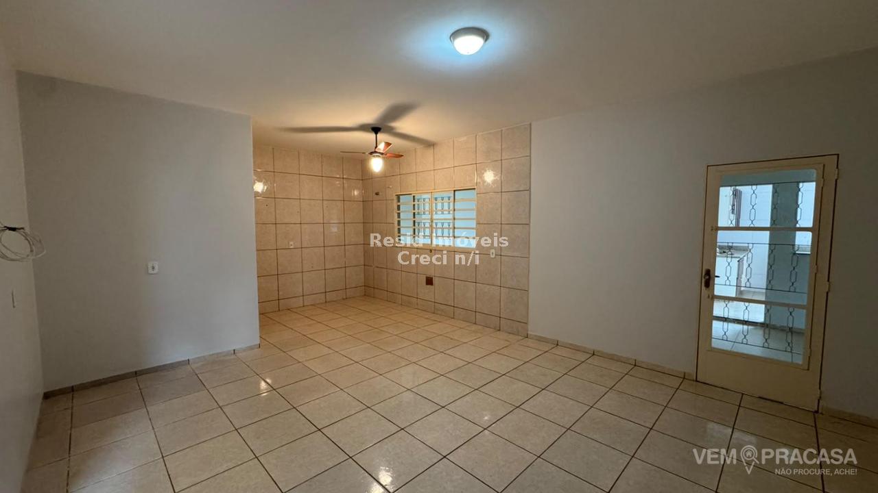 Casa Térrea para alugar no Centro, Rio Brilhante – foto 5