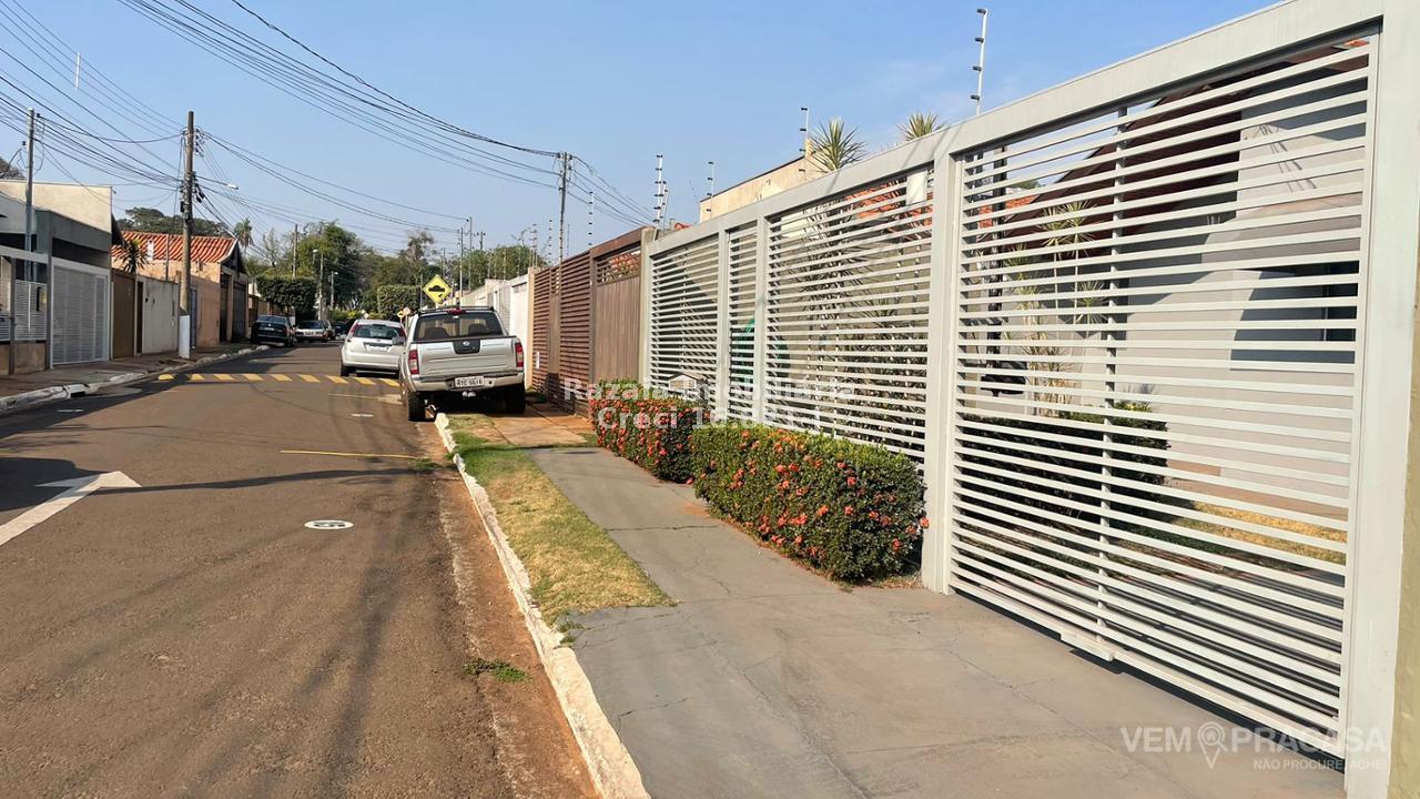 Casa de Condomínio à venda no Parque Residencial Rita Vieira, Campo Grande – foto 1