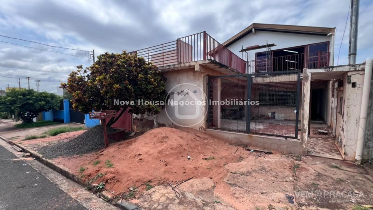 Sobrado à venda no Jardim Montevidéu, Campo Grande – foto 1